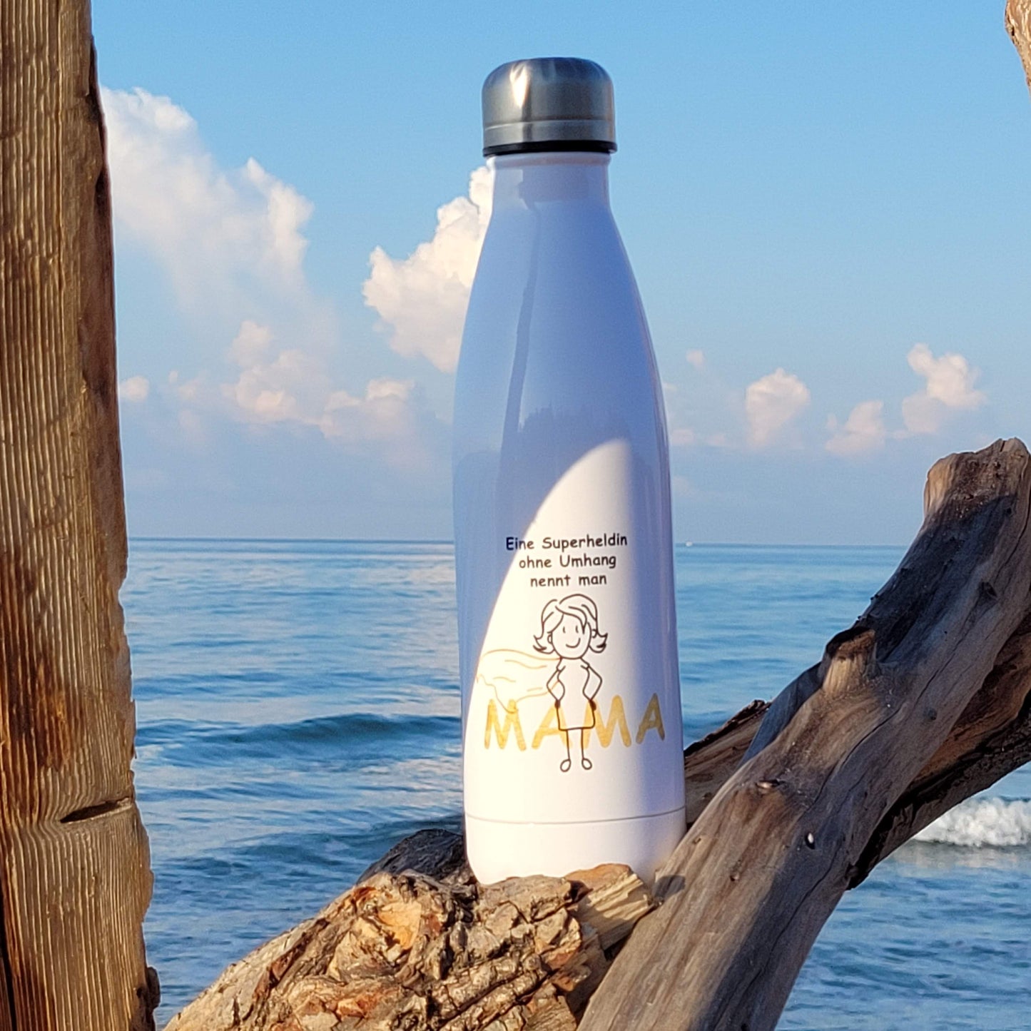 Thermoflasche - Eine Superheldin ohne Umhang nennt man MAMA - 500ml